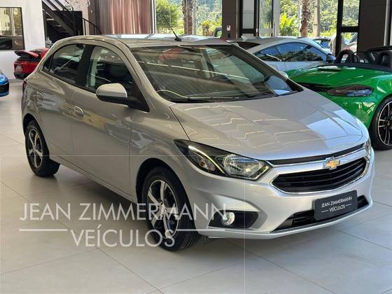 CHEVROLET ONIX 1.4 MPFI LTZ 8V FLEX 4P AUTOMÁTICO CHEVROLET ONIX 1.4 MPFI LTZ 8V FLEX 4P AUTOMÁTICO